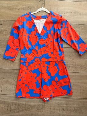 MAHI GOLD Blue and Bright Red Floral V-Neck Riptide Romper